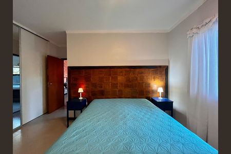 Casa à venda com 235m², 3 quartos e 4 vagasSuíte 3