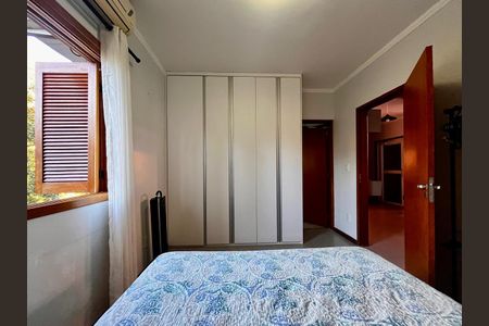 Casa à venda com 235m², 3 quartos e 4 vagasSuíte 1