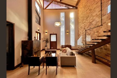 Casa à venda com 235m², 3 quartos e 4 vagasSala