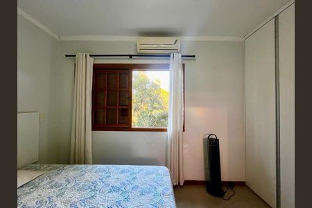 Casa à venda com 235m², 3 quartos e 4 vagasSuíte 1