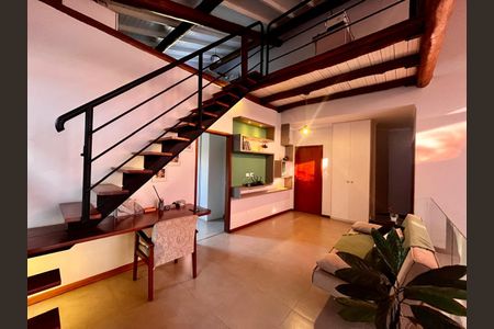 Casa à venda com 235m², 3 quartos e 4 vagasSala