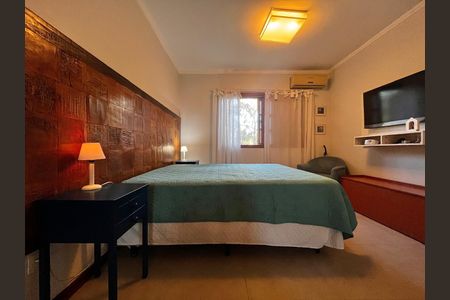 Casa à venda com 235m², 3 quartos e 4 vagasSuíte 3