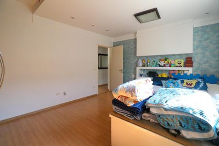 Casa à venda com 235m², 3 quartos e 7 vagasSuíte