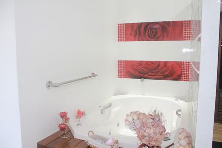 Casa à venda com 249m², 4 quartos e 4 vagasQuarto Suíte