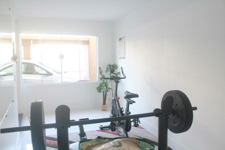 Casa à venda com 249m², 4 quartos e 4 vagasAcademia