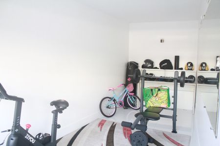 Casa à venda com 249m², 4 quartos e 4 vagasAcademia