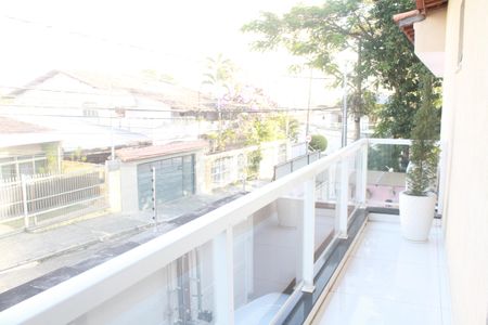 Casa à venda com 249m², 4 quartos e 4 vagasSacada