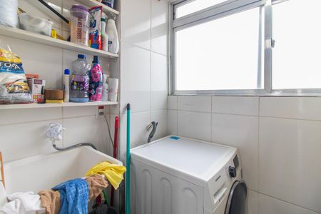 Apartamento à venda com 65m², 2 quartos e sem vaga Apartamento à venda com 65m², 2 quartos e sem vagaCozinha e Área de Serviço