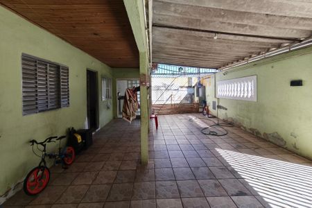 Casa à venda com 128m², 3 quartos e 2 vagas Casa à venda com 128m², 3 quartos e 2 vagasQuintal - Garagem