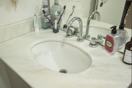 Apartamento à venda com 41m², 1 quarto e sem vagaBanheiro Social