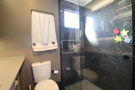 Apartamento à venda com 125m², 3 quartos e 3 vagasBanheiro Quarto 1 suíte