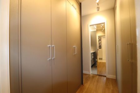 Apartamento à venda com 125m², 3 quartos e 3 vagasCloset Quarto 1 suíte
