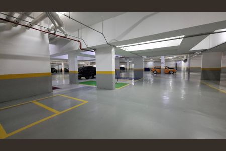 Apartamento à venda com 125m², 3 quartos e 3 vagas Apartamento à venda com 125m², 3 quartos e 3 vagasGaragem