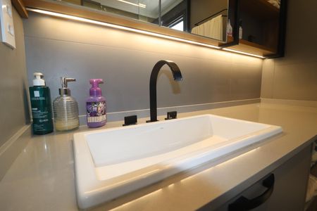 Apartamento à venda com 125m², 3 quartos e 3 vagasBanheiro Quarto 1 suíte