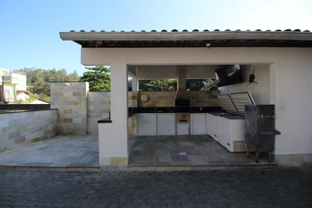 Casa de condomínio à venda com 142m², 4 quartos e 2 vagasChurrasqueira