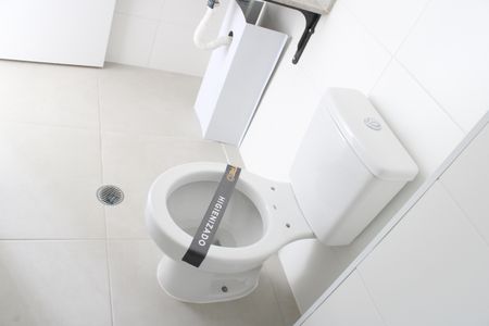 Studio à venda com 34m², 1 quarto e sem vagaDetalhe do banheiro