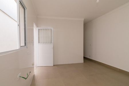 Casa à venda com 180m², 3 quartos e 2 vagas Casa à venda com 180m², 3 quartos e 2 vagasCozinha