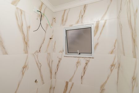 Casa à venda com 180m², 3 quartos e 2 vagas Casa à venda com 180m², 3 quartos e 2 vagasBanheiro da Suíte