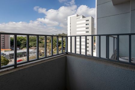 Studio à venda com 20m², 1 quarto e sem vaga Studio à venda com 20m², 1 quarto e sem vagaVaranda