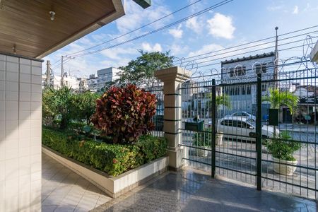 Apartamento à venda com 105m², 2 quartos e 1 vaga Apartamento à venda com 105m², 2 quartos e 1 vagaÁrea comum de acesso