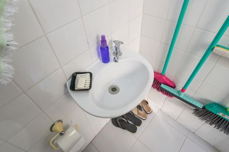 Apartamento à venda com 105m², 2 quartos e 1 vaga Apartamento à venda com 105m², 2 quartos e 1 vagaBanheiro de serviço