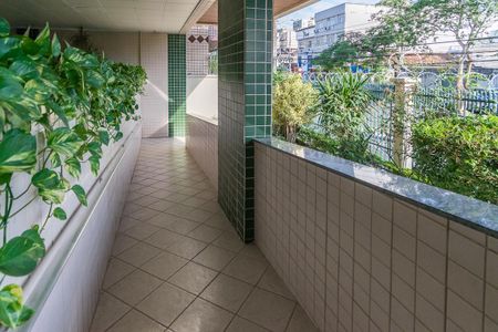 Apartamento à venda com 105m², 2 quartos e 1 vaga Apartamento à venda com 105m², 2 quartos e 1 vagaÁrea comum - Rampa de acesso