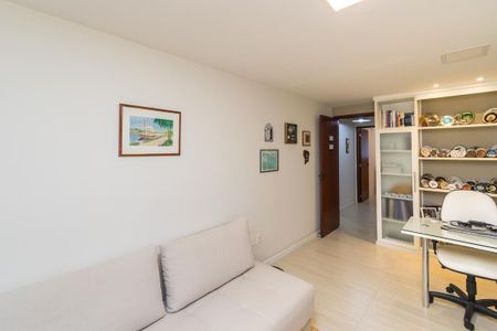 Apartamento à venda com 105m², 2 quartos e 1 vaga Apartamento à venda com 105m², 2 quartos e 1 vagaQuarto 2