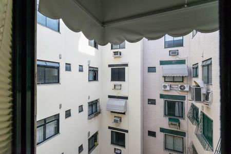 Apartamento à venda com 105m², 2 quartos e 1 vaga Apartamento à venda com 105m², 2 quartos e 1 vagaVista do Quarto 2
