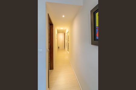 Apartamento à venda com 105m², 2 quartos e 1 vaga Apartamento à venda com 105m², 2 quartos e 1 vagaSala - Hall da entrada