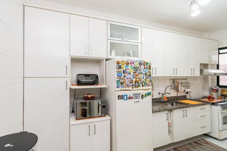 Apartamento à venda com 105m², 2 quartos e 1 vaga Apartamento à venda com 105m², 2 quartos e 1 vagaCozinha - Armários