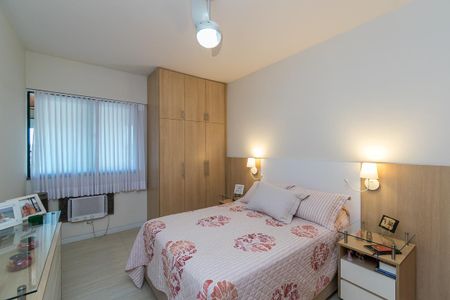 Apartamento à venda com 105m², 2 quartos e 1 vaga Apartamento à venda com 105m², 2 quartos e 1 vagaQuarto 1