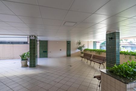 Apartamento à venda com 105m², 2 quartos e 1 vaga Apartamento à venda com 105m², 2 quartos e 1 vagaÁrea comum - Playground