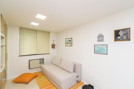Apartamento à venda com 105m², 2 quartos e 1 vaga Apartamento à venda com 105m², 2 quartos e 1 vagaQuarto 2