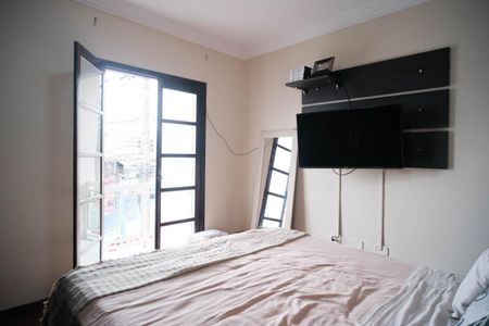 Casa à venda com 180m², 3 quartos e 4 vagasSuíte