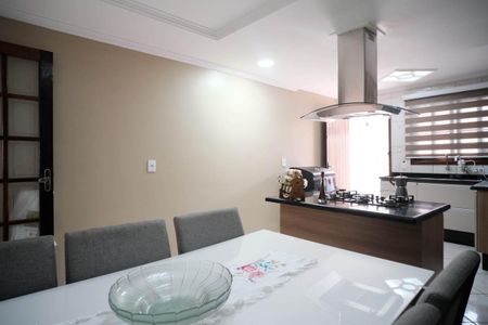 Casa à venda com 180m², 3 quartos e 4 vagasCozinha