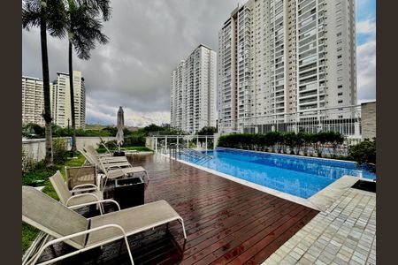 Apartamento à venda com 65m², 2 quartos e 2 vagas Apartamento à venda com 65m², 2 quartos e 2 vagasPiscina