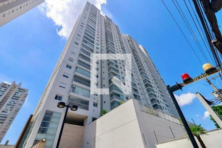 Apartamento à venda com 65m², 2 quartos e 2 vagas Apartamento à venda com 65m², 2 quartos e 2 vagasFachada