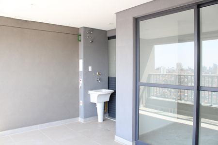 Apartamento à venda com 81m², 3 quartos e 1 vagaÁrea de Serviço