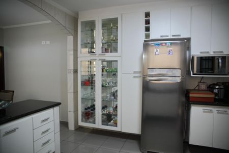 Casa à venda com 200m², 3 quartos e 2 vagasCozinha