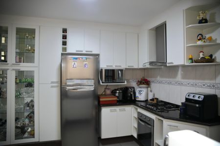 Casa à venda com 200m², 3 quartos e 2 vagasCozinha