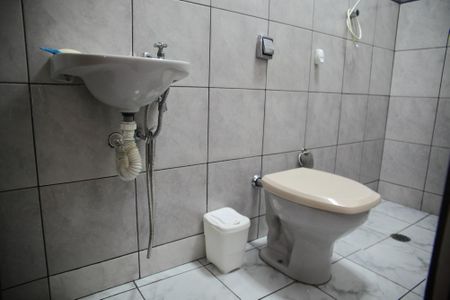 Casa à venda com 200m², 3 quartos e 2 vagasBanheiro de Serviço