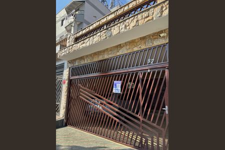 Casa à venda com 200m², 3 quartos e 2 vagasPlaca