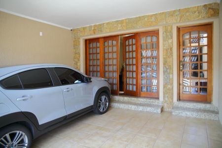 Casa à venda com 200m², 3 quartos e 2 vagasGaragem
