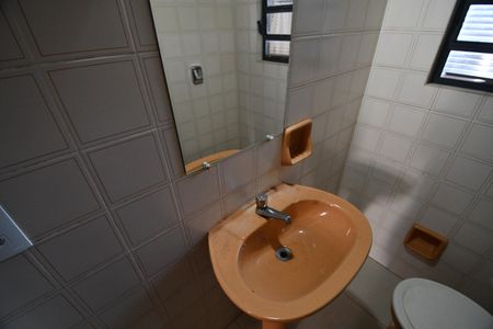 Casa à venda com 130m², 3 quartos e 3 vagasBanheiro de serviço