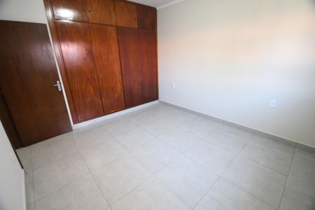 Casa à venda com 130m², 3 quartos e 3 vagasQuarto 2