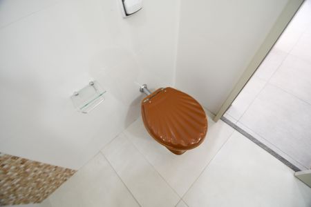 Casa à venda com 130m², 3 quartos e 3 vagasBanheiro 