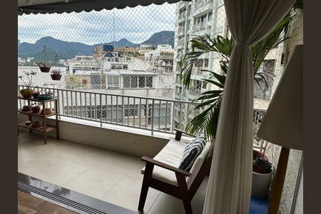 Apartamento à venda com 140m², 3 quartos e 2 vagas