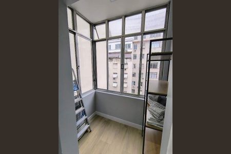 Apartamento à venda com 30m², 1 quarto e sem vaga