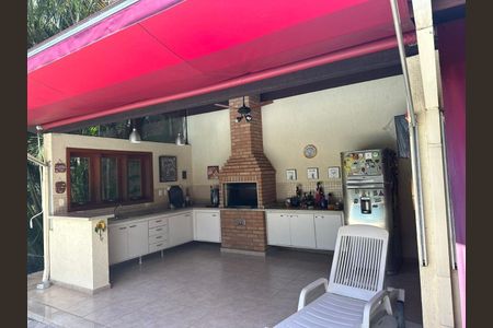 Casa de condomínio à venda com 456m², 4 quartos e 4 vagas