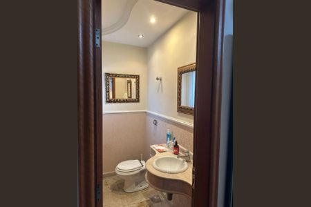 Casa de condomínio à venda com 456m², 4 quartos e 4 vagas